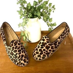 CHARIX Womens Slip On Leopard Calf Hair Leather Comfort Loafers SZ 7 (37.5)